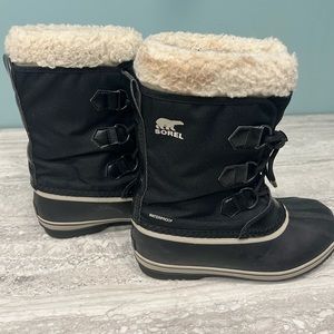 Winter boots
